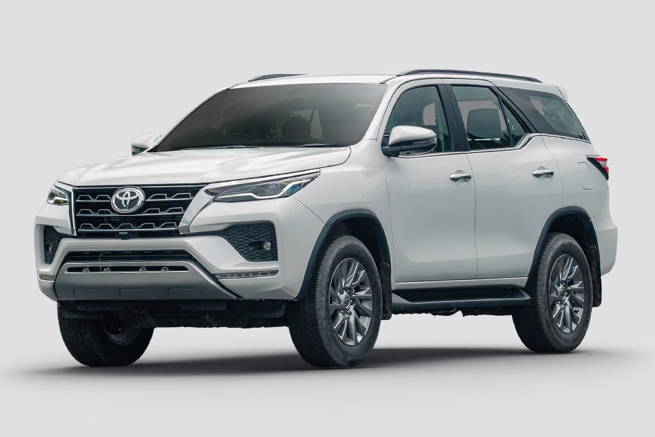 Toyota Fortuner automatic 2024 